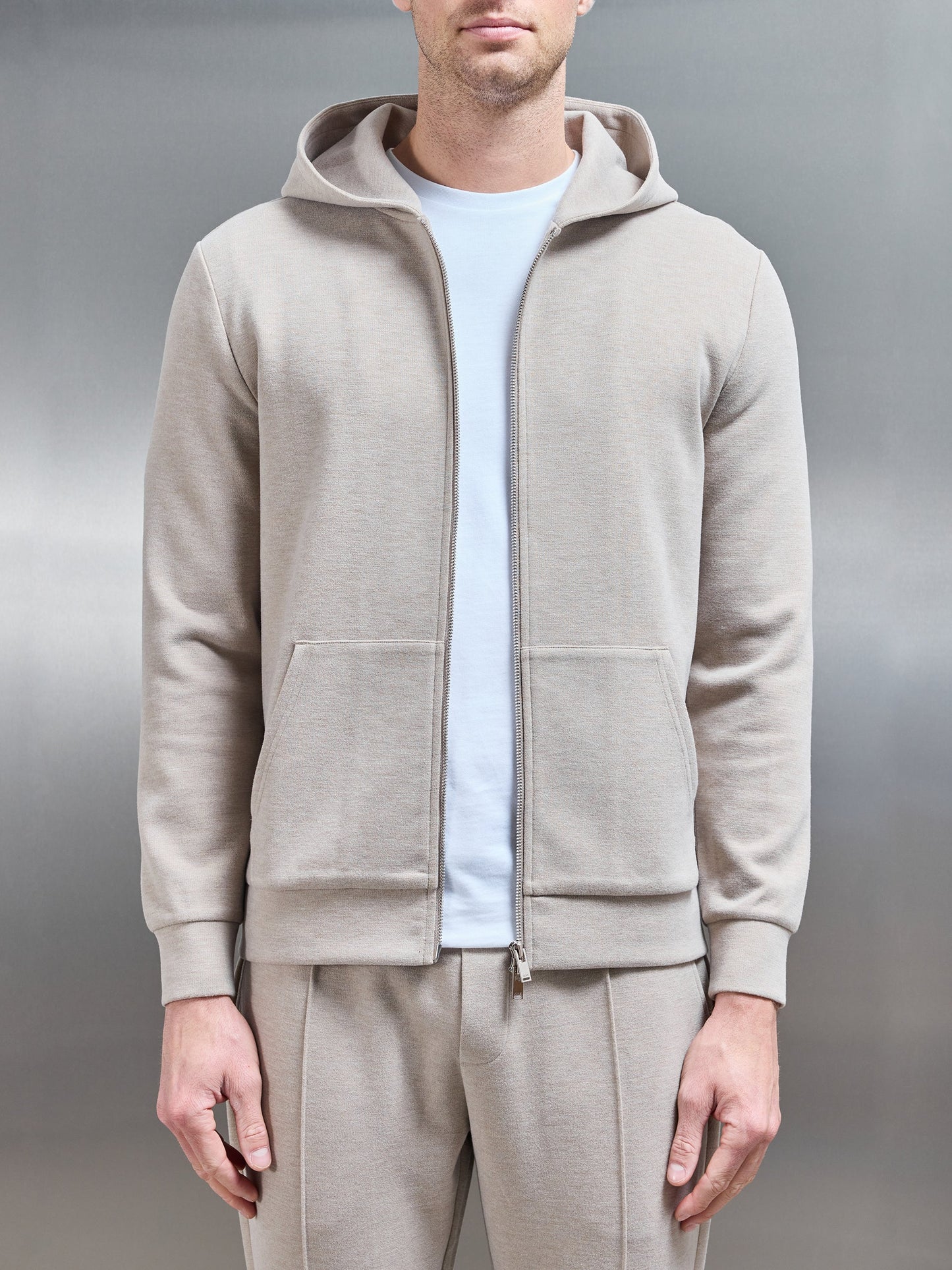 Tailored fit knitted tracksuit - Cream